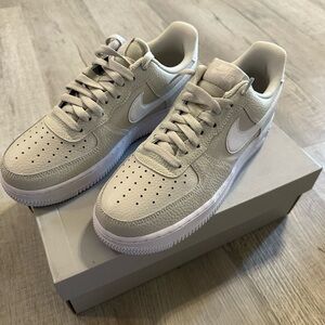 Nike Air Force 1 brand new men’s 7.5. CT2302 001.